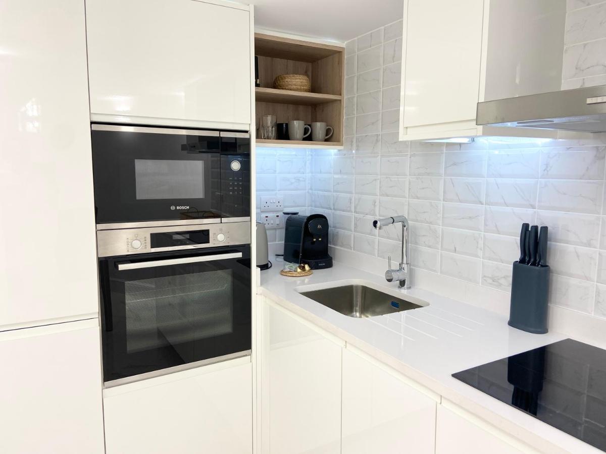 Unique Waterfront Duplex On The Mediterranean - Caleta, Catalan Bay Gibraltar Luaran gambar