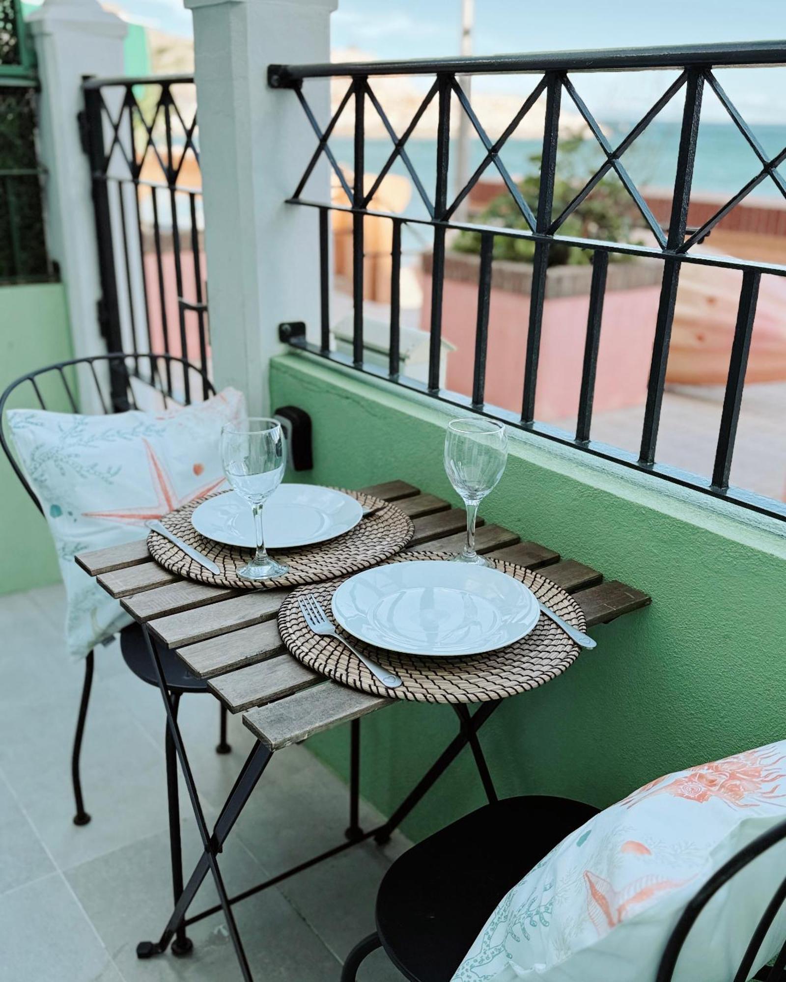 Unique Waterfront Duplex On The Mediterranean - Caleta, Catalan Bay Gibraltar Luaran gambar