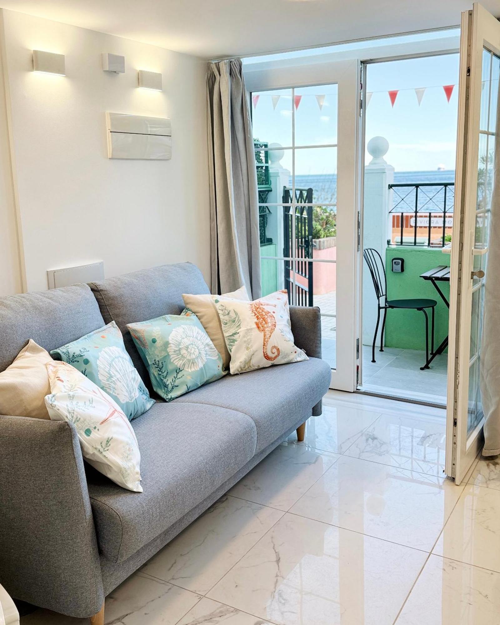 Unique Waterfront Duplex On The Mediterranean - Caleta, Catalan Bay Gibraltar Luaran gambar